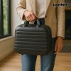 TraveLux Max kisméretű kézi bőrönd keményfedeles 28x36x16 cm fekete