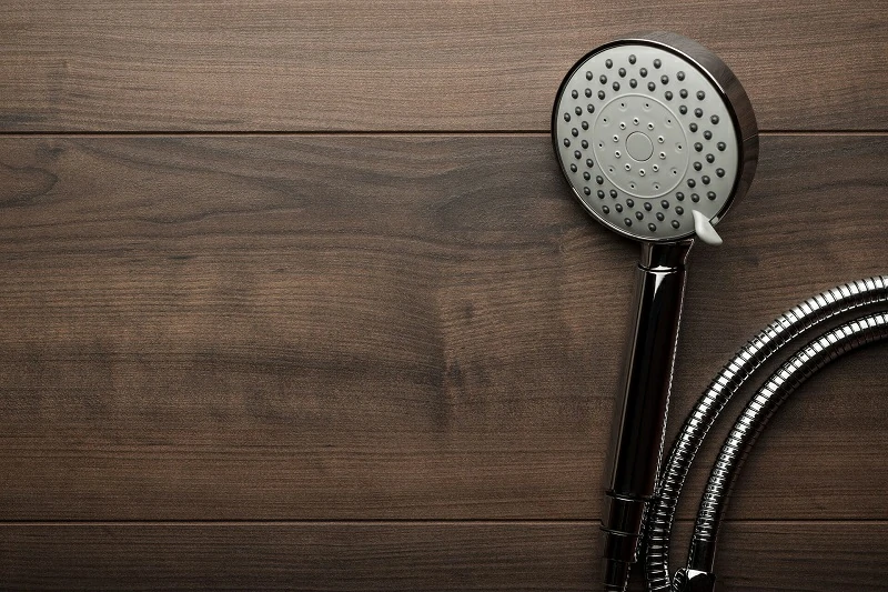 Kézizuhany karbantartás, avagy ápolt zuhanyfej a kényelmes fürdőzés titka