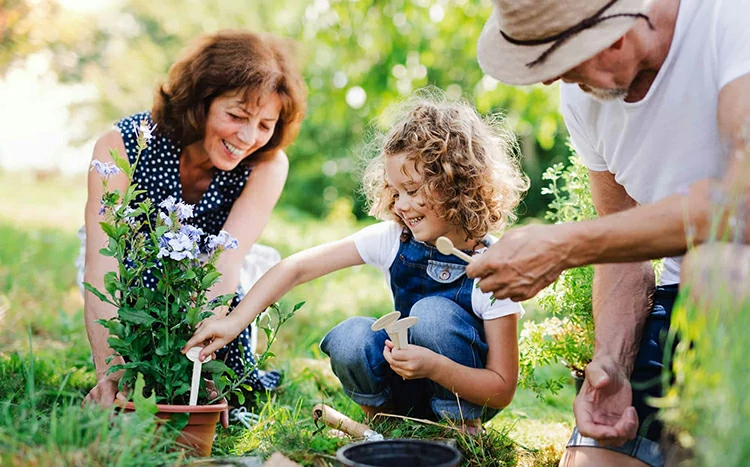 Így szerettetheted meg a kertészkedést gyerekekkel