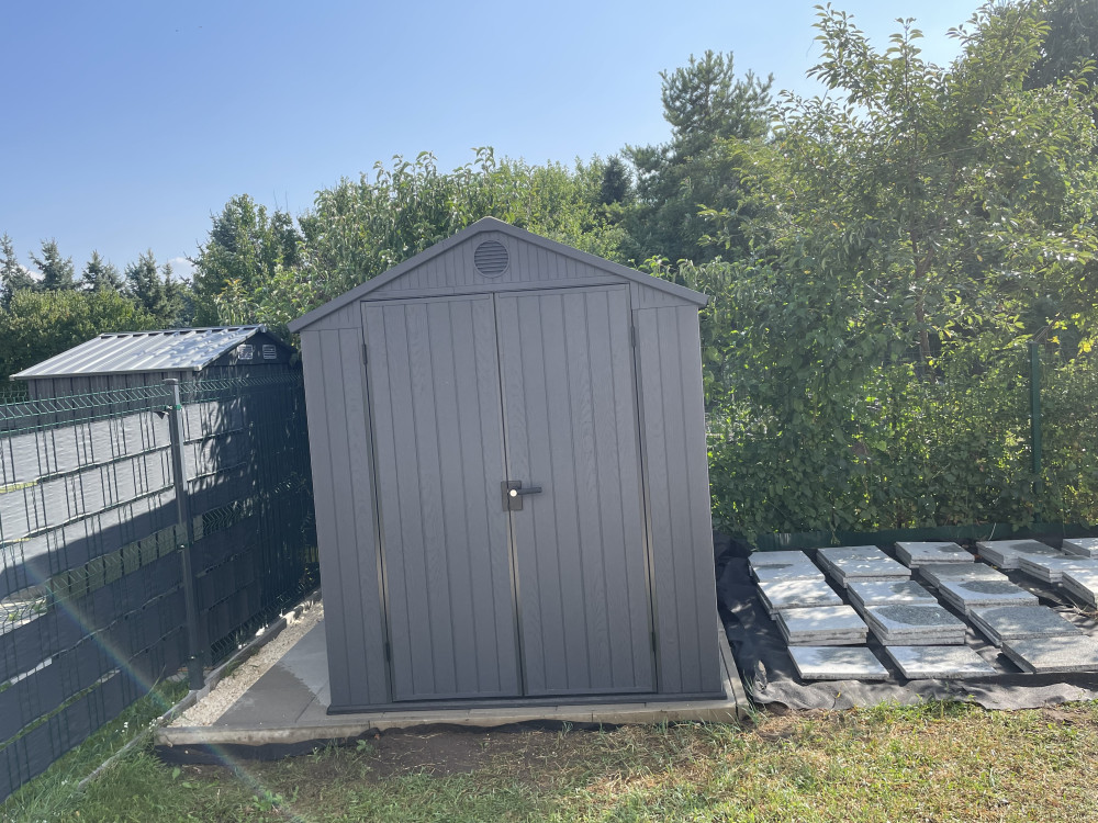 Darwin 6x8 műanyag kerti ház
