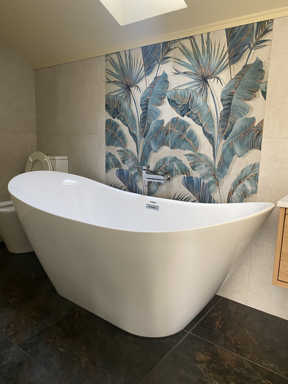 Flow szabadon álló fürdőkád
