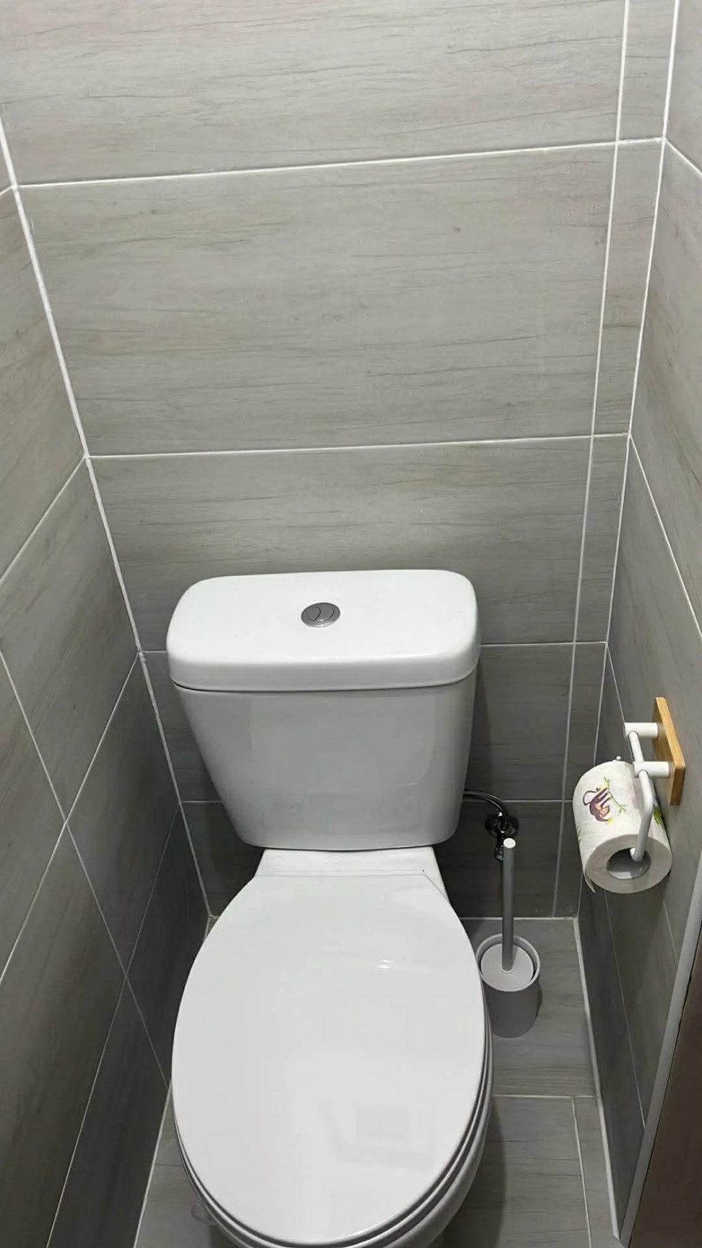 Cleano monoblokkos WC alsó kifolyással ülőkével
