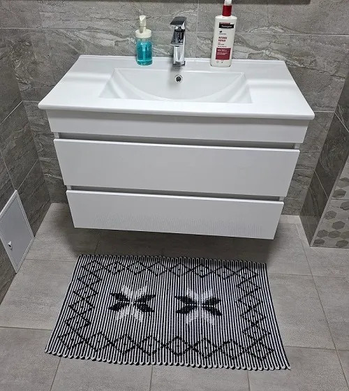 Cube 80 alsó szekrény mosdóval
