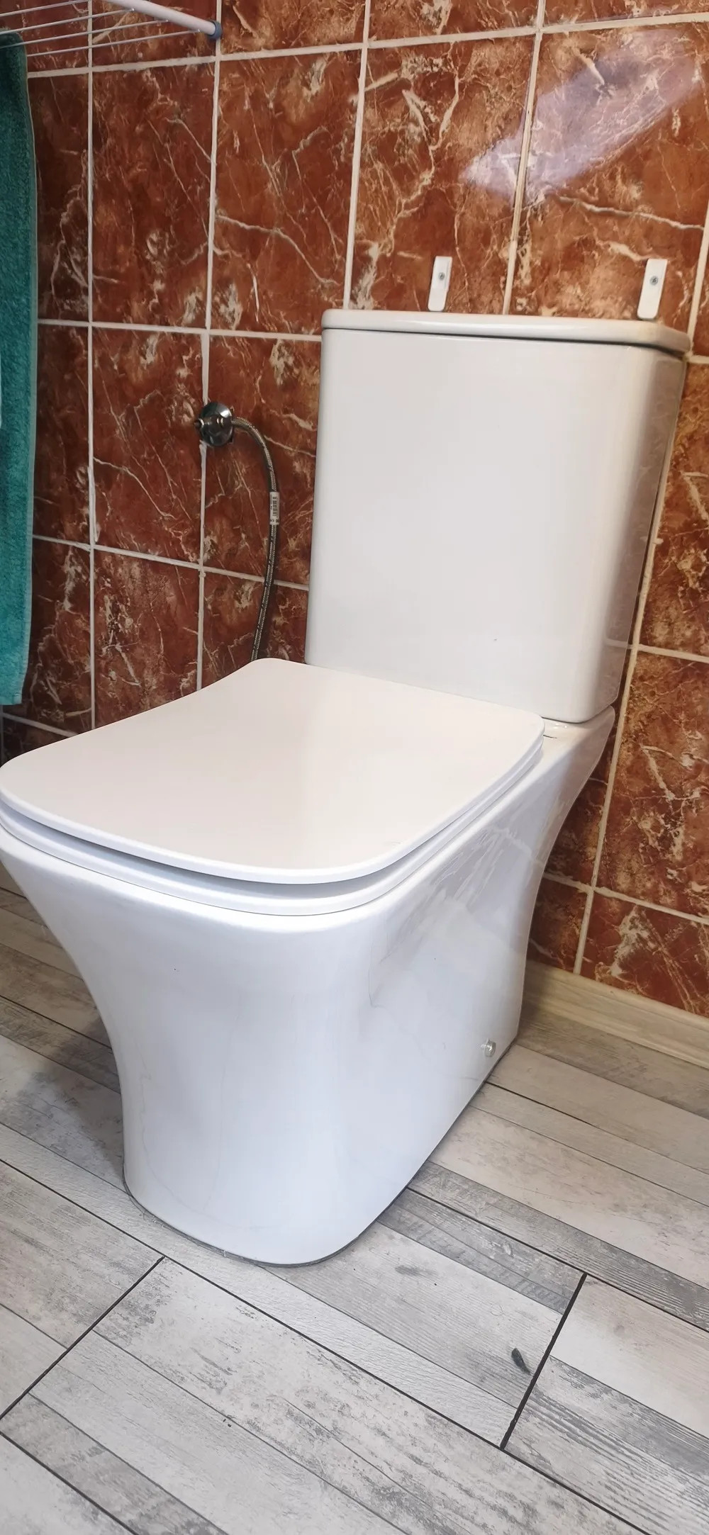   Nile monoblokkos kompakt WC alsó kifolyással soft close ülőkével
