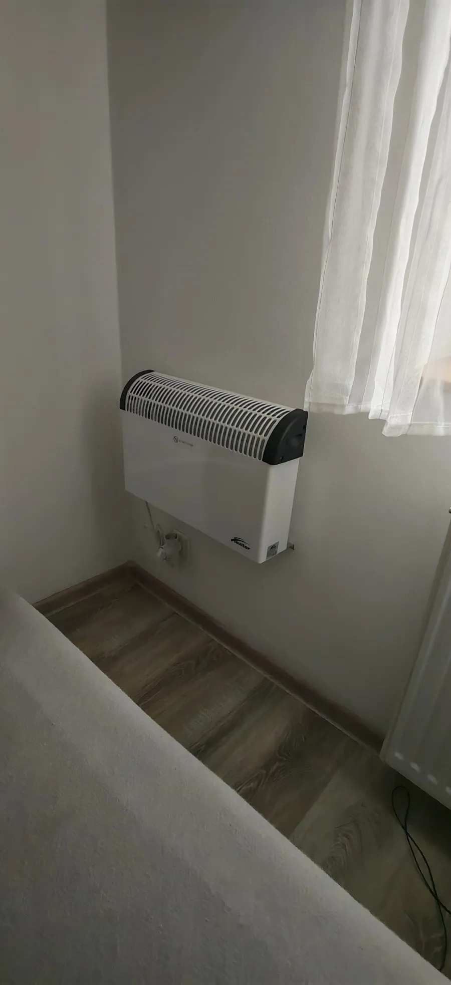 Kolumbo elektromos fűtőtest 750W / 1250W / 2000W
