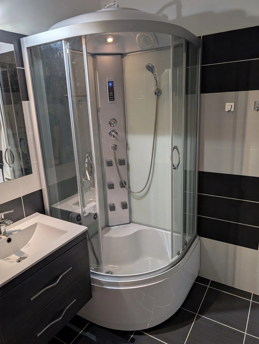 Mila hidromasszázs zuhanykabin - fehér
