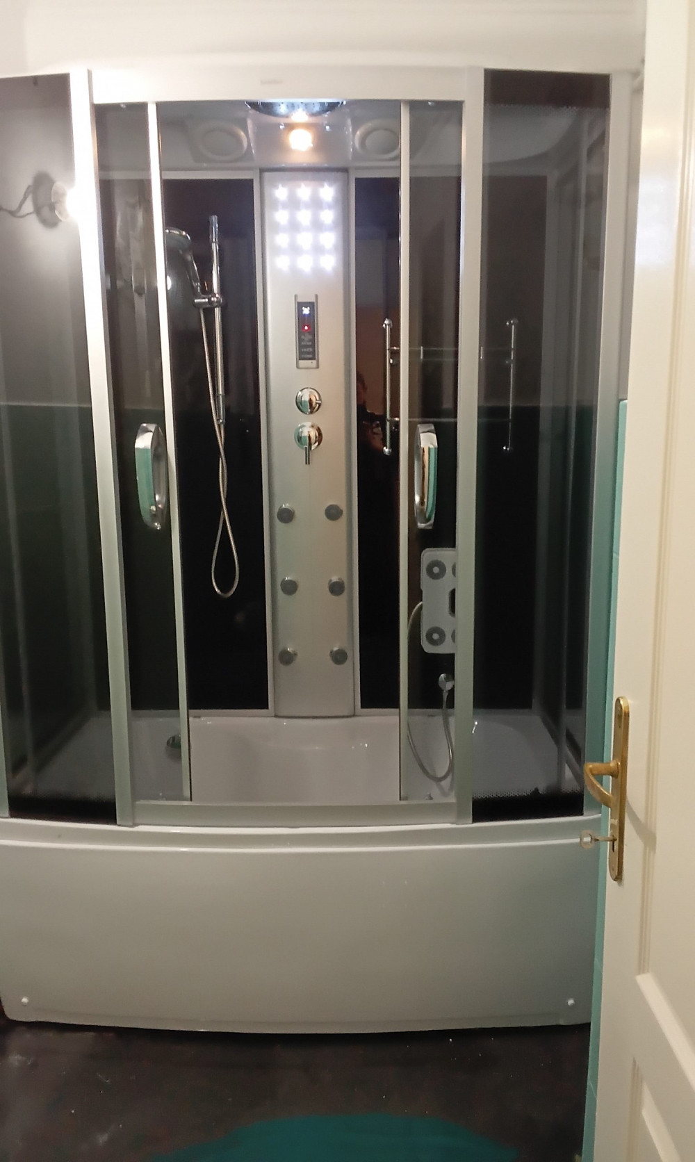   Emilia 85x150 cm hidromasszázs kádkabin elektronikával Black
