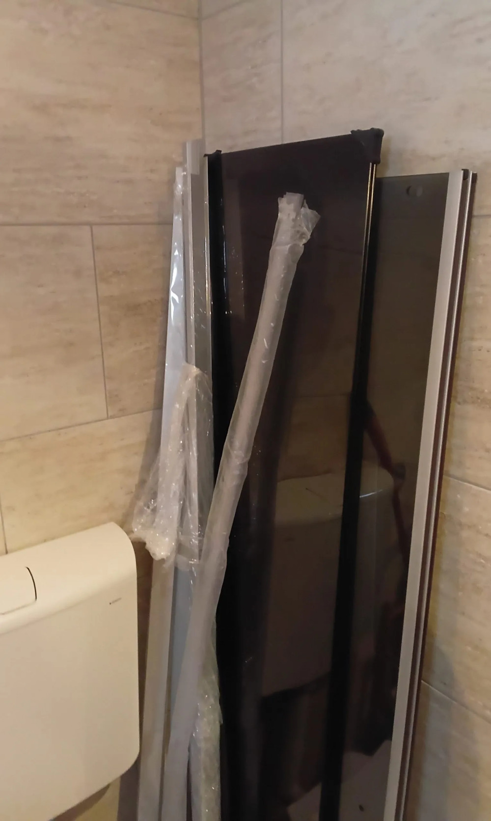   Emilia 85x150 cm hidromasszázs kádkabin elektronikával Black
