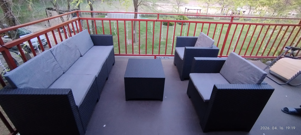 City 5 személyes kerti bútor garnitúra
