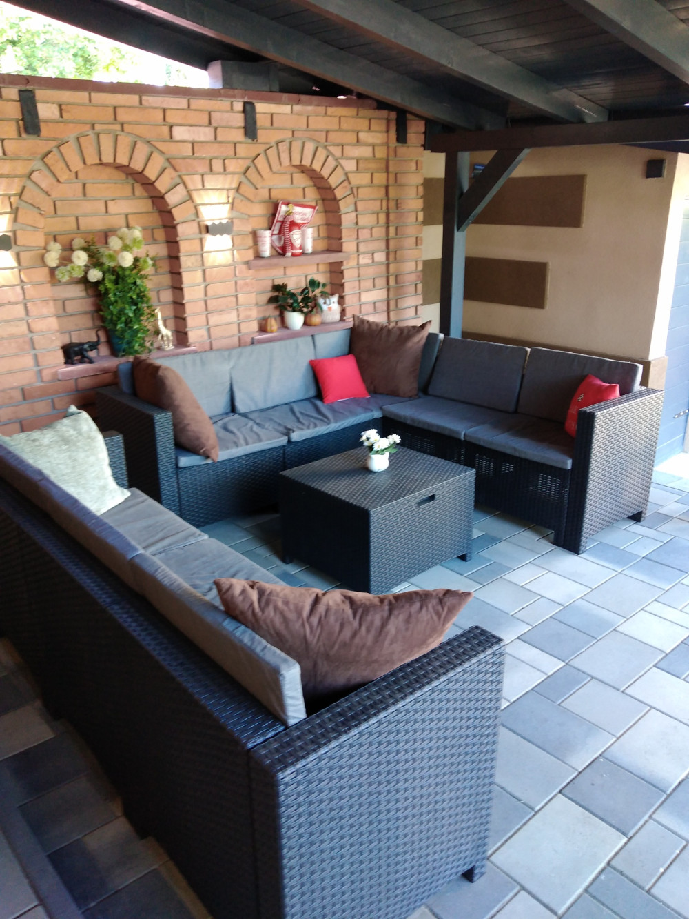 City Big 8 személyes sarok kerti bútor garnitúra
