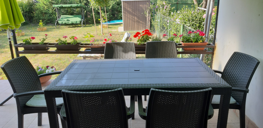 Corri 4+1 kerti bútor garnitúra szett
