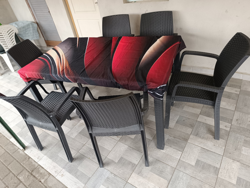 Corri 4+1 kerti bútor garnitúra szett
