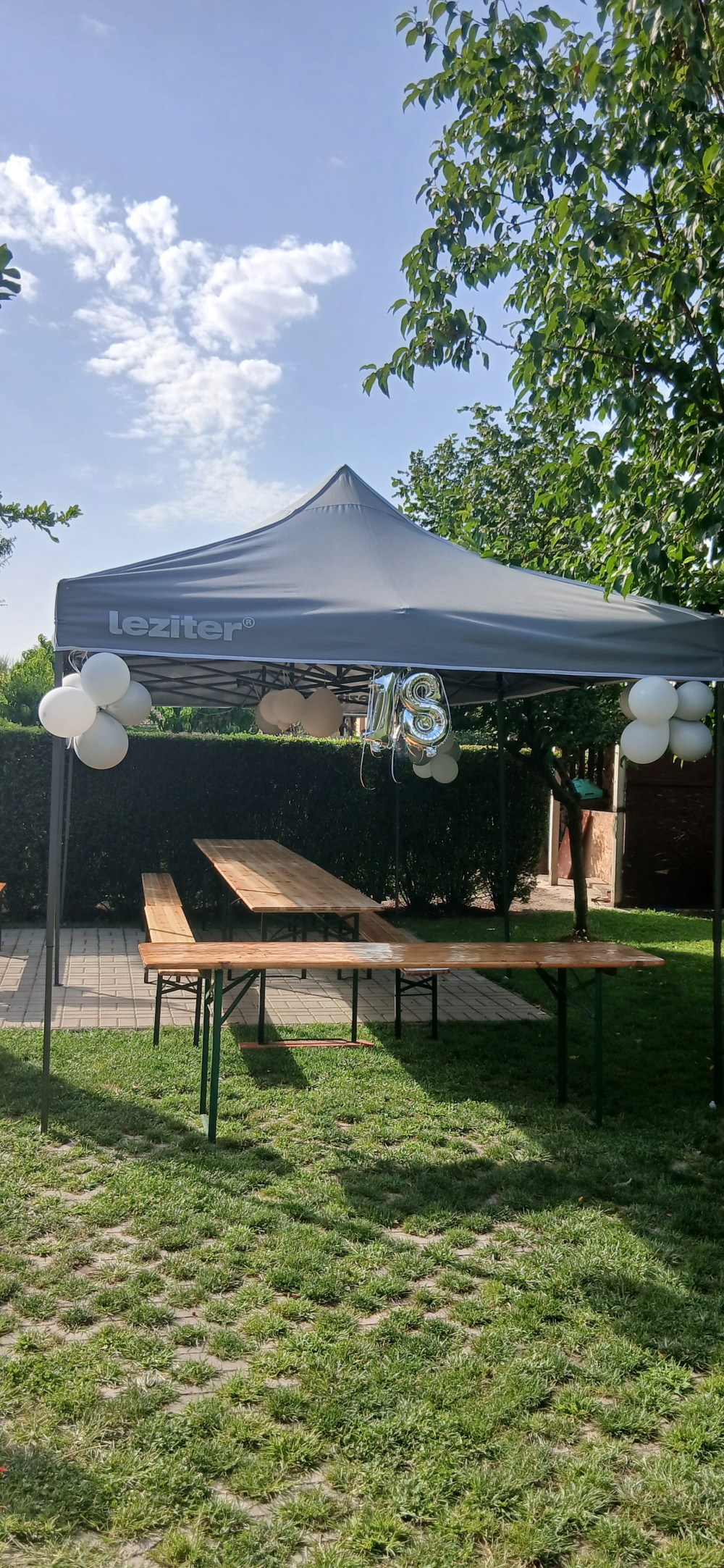 Összecsukható kerti pavilon 3x6 m
