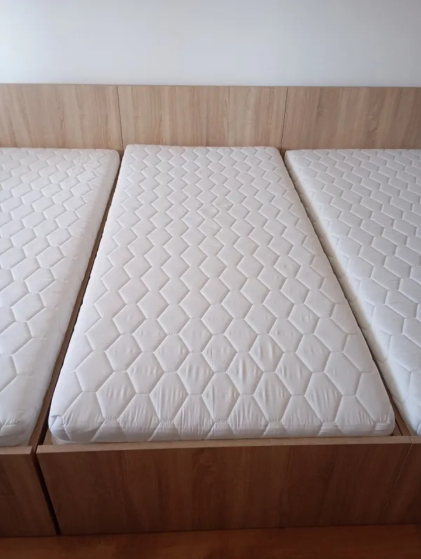   Miami egyszemélyes ágy 90x200 cm sonoma tölgy-sonoma tölgy
