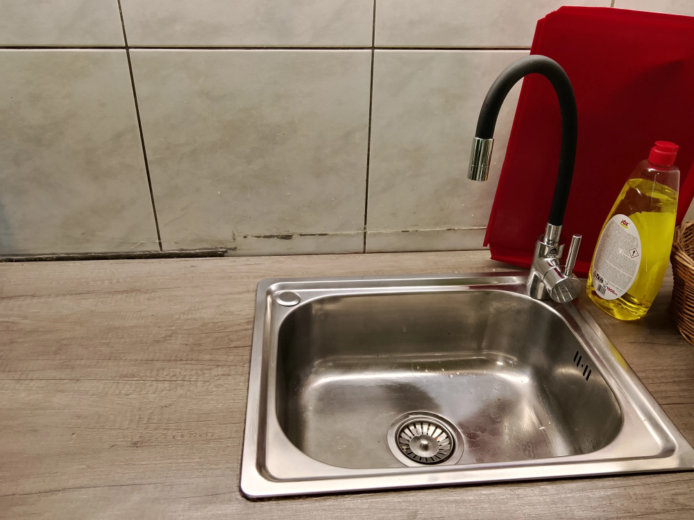 Mont szögletes egy medencés rozsdamentes mosogató
