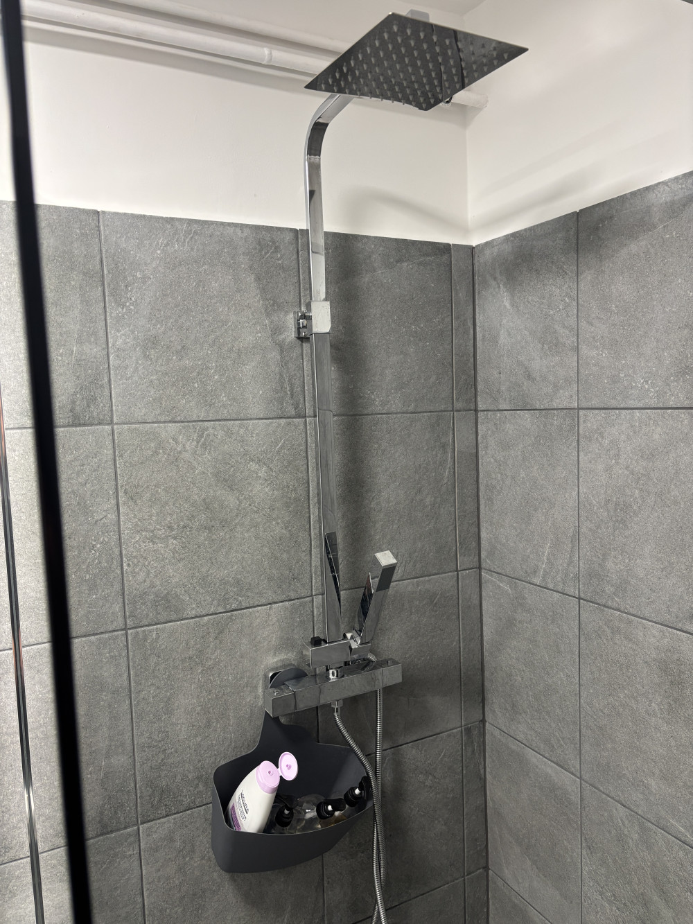 Tullino zuhanyszett termosztátos csapteleppel
