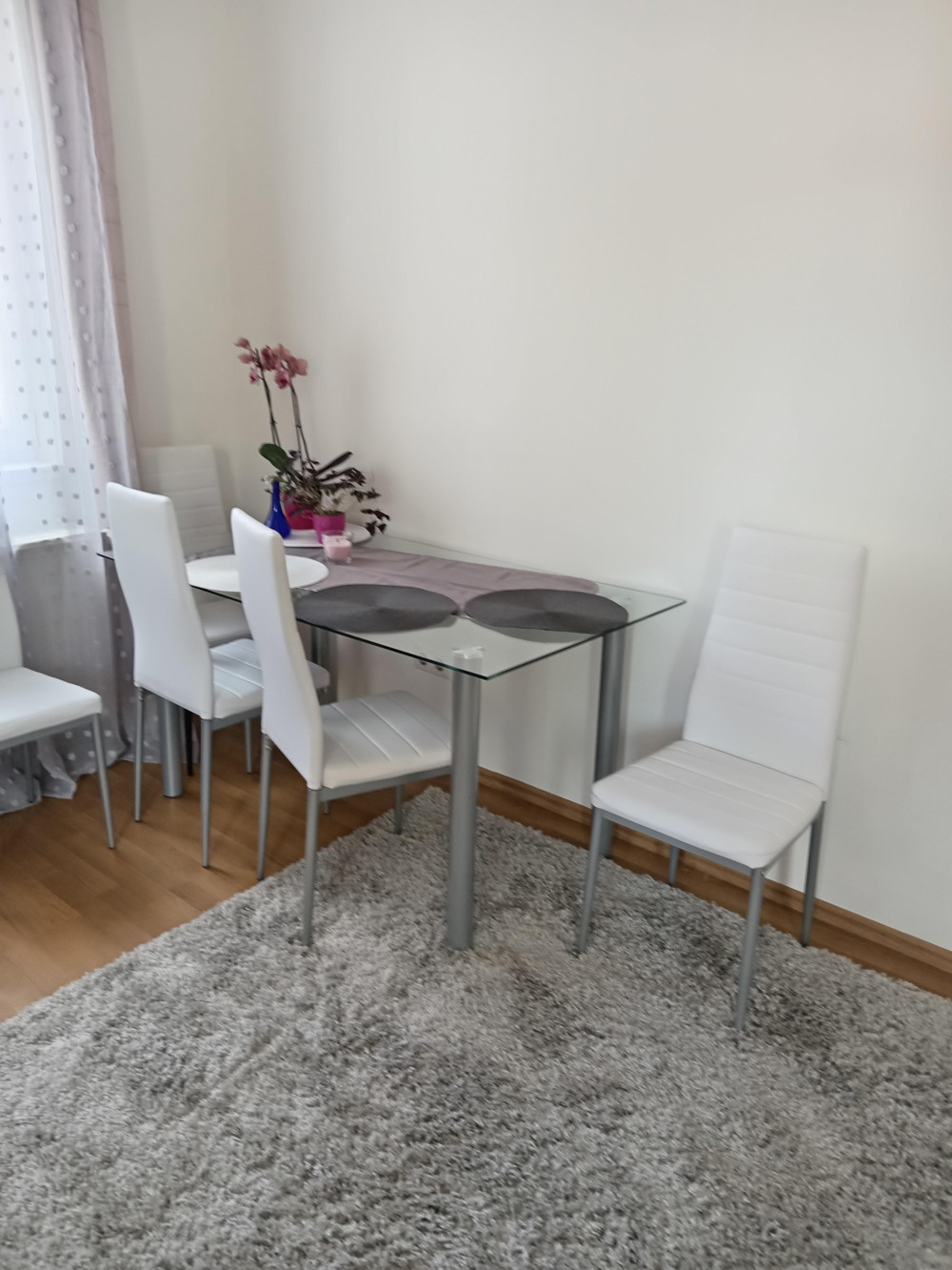 Verna 6+1 étkező garnitúra fekete-fekete
