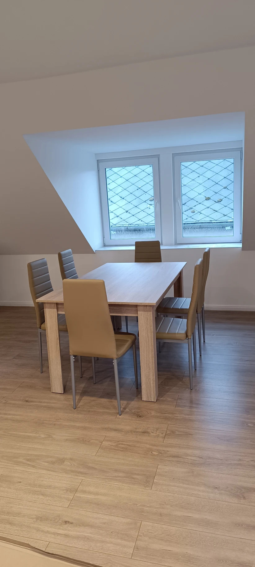 Yorki Standard étkezőasztal 140x80 cm sonoma tölgy
