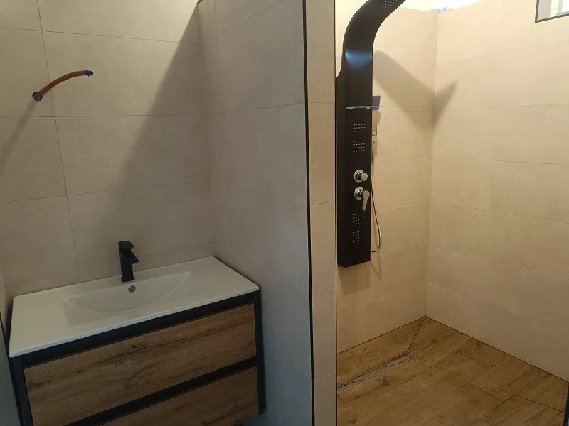 Alegro Black hidromasszázs zuhanypanel, rozsdamentes acél
