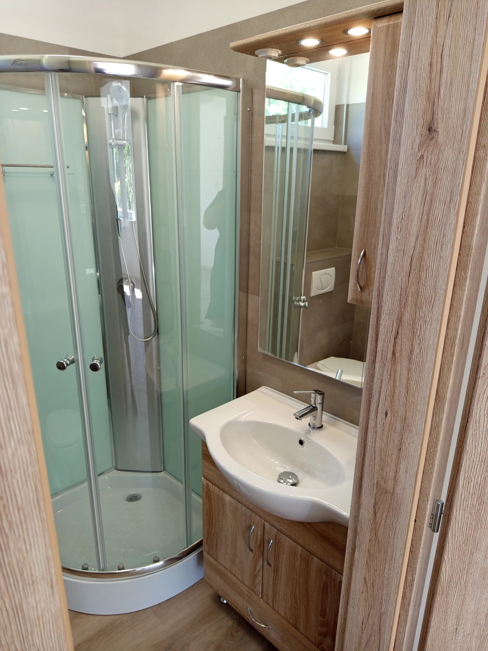 Marco White II 90x90 cm zuhanykabin zuhanytálcával
