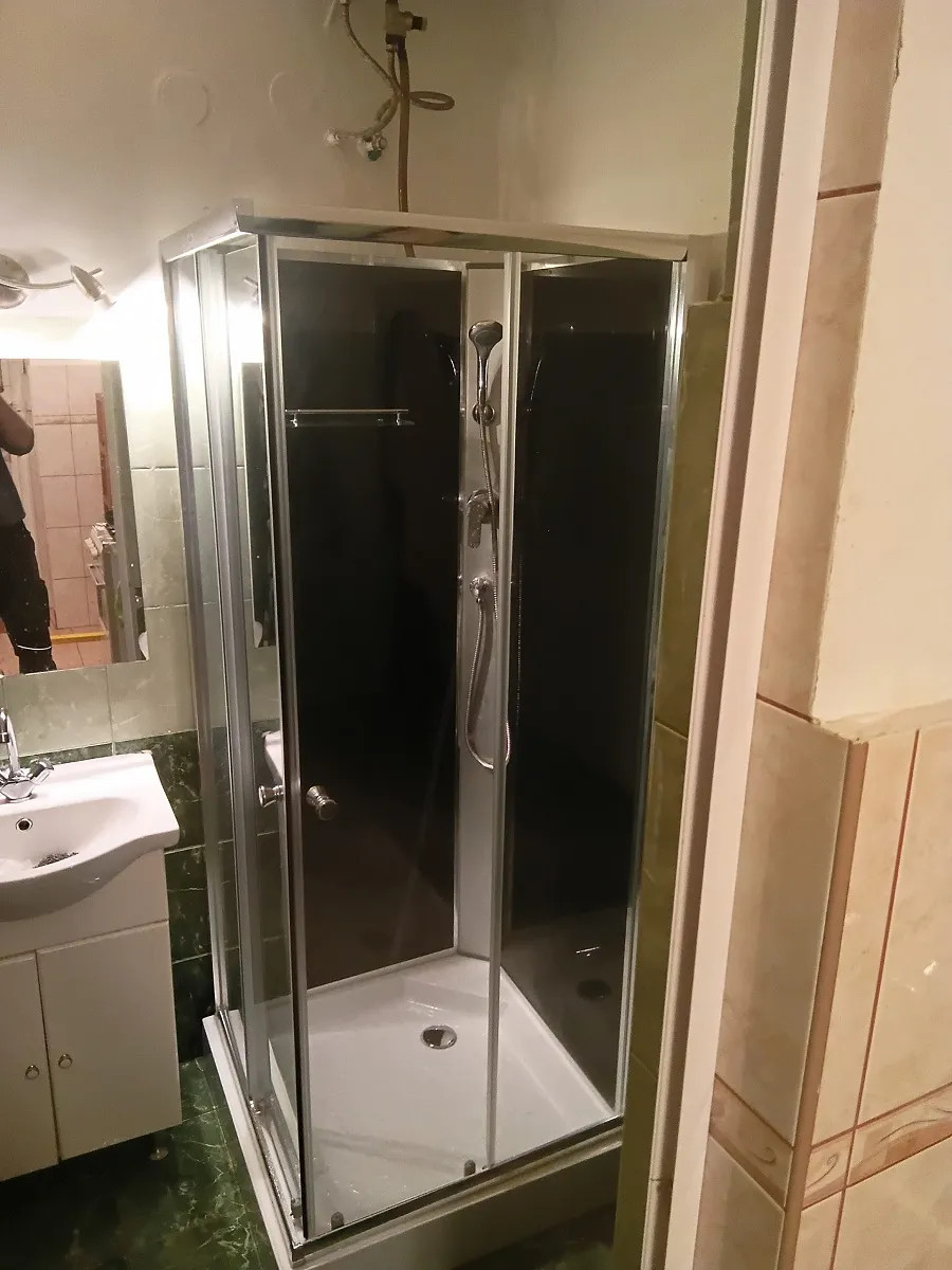   Polo Black II 80x80 cm szögletes fekete hátfalas zuhanykabin zuhanytálcával
