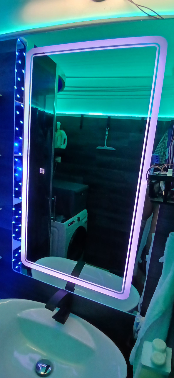 Vid tükör led világítással

