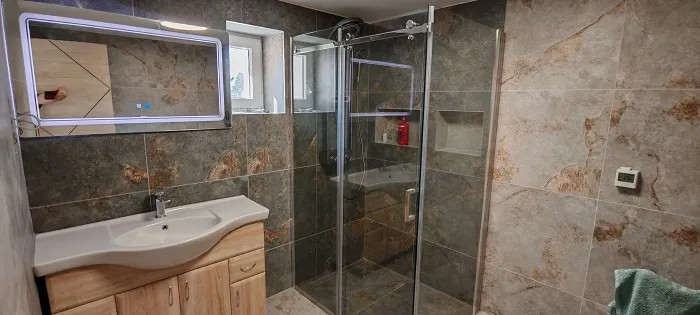 Vid tükör led világítással
