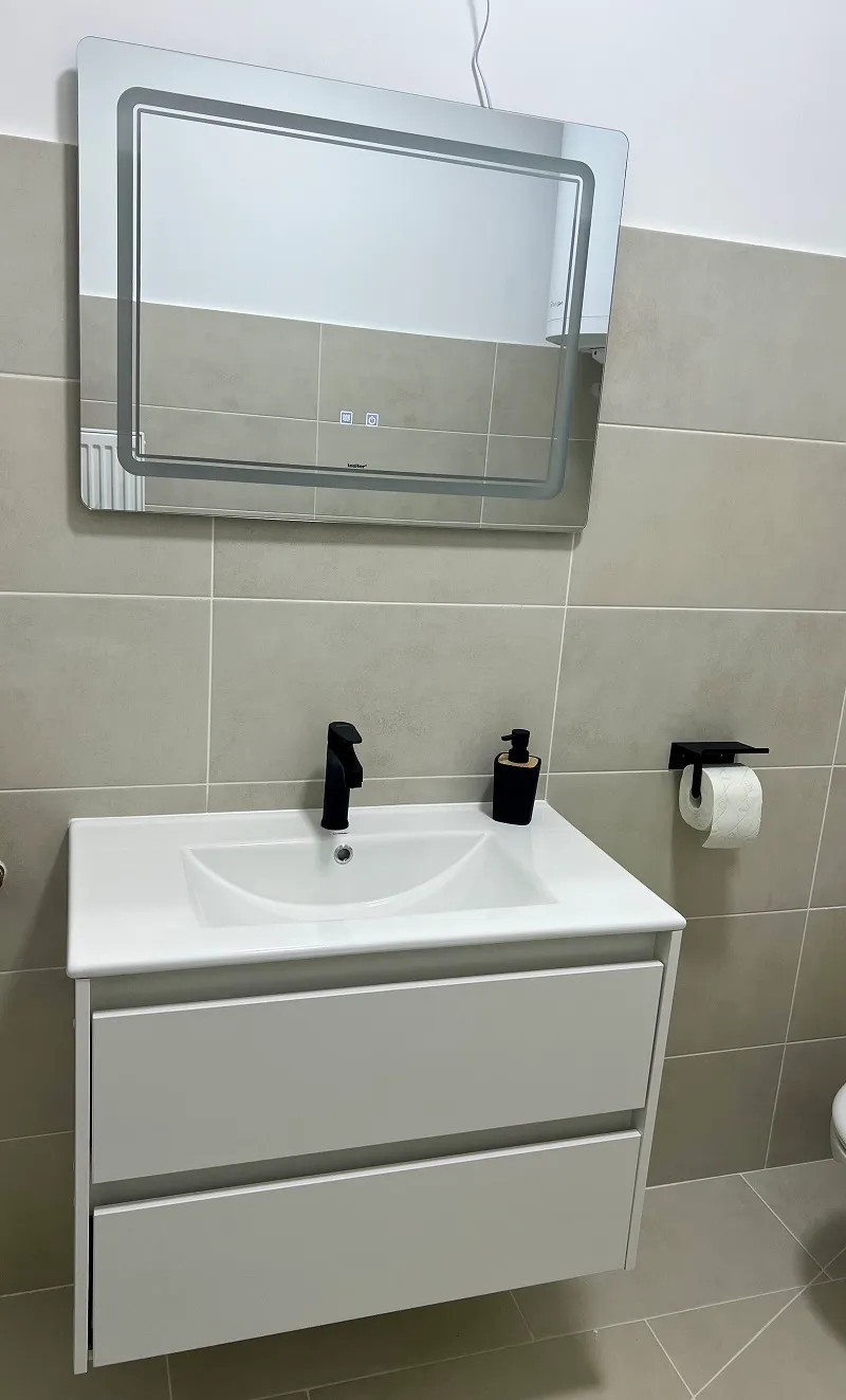 Vid tükör led világítással
