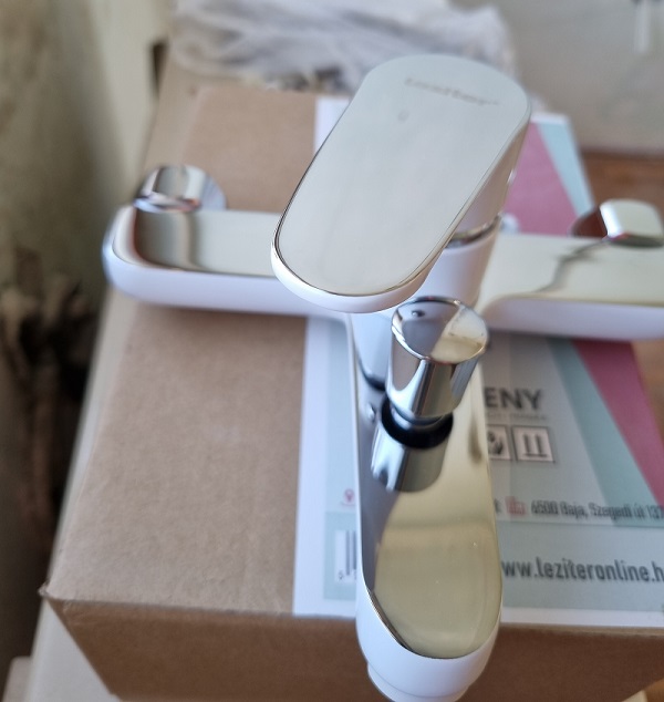 Colly kádtöltő csaptelep
