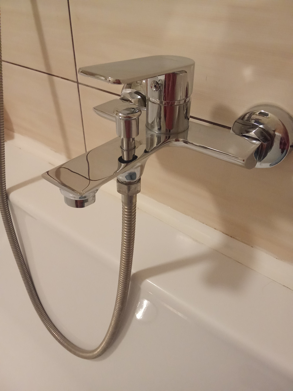 Auri kádtöltő csaptelep
