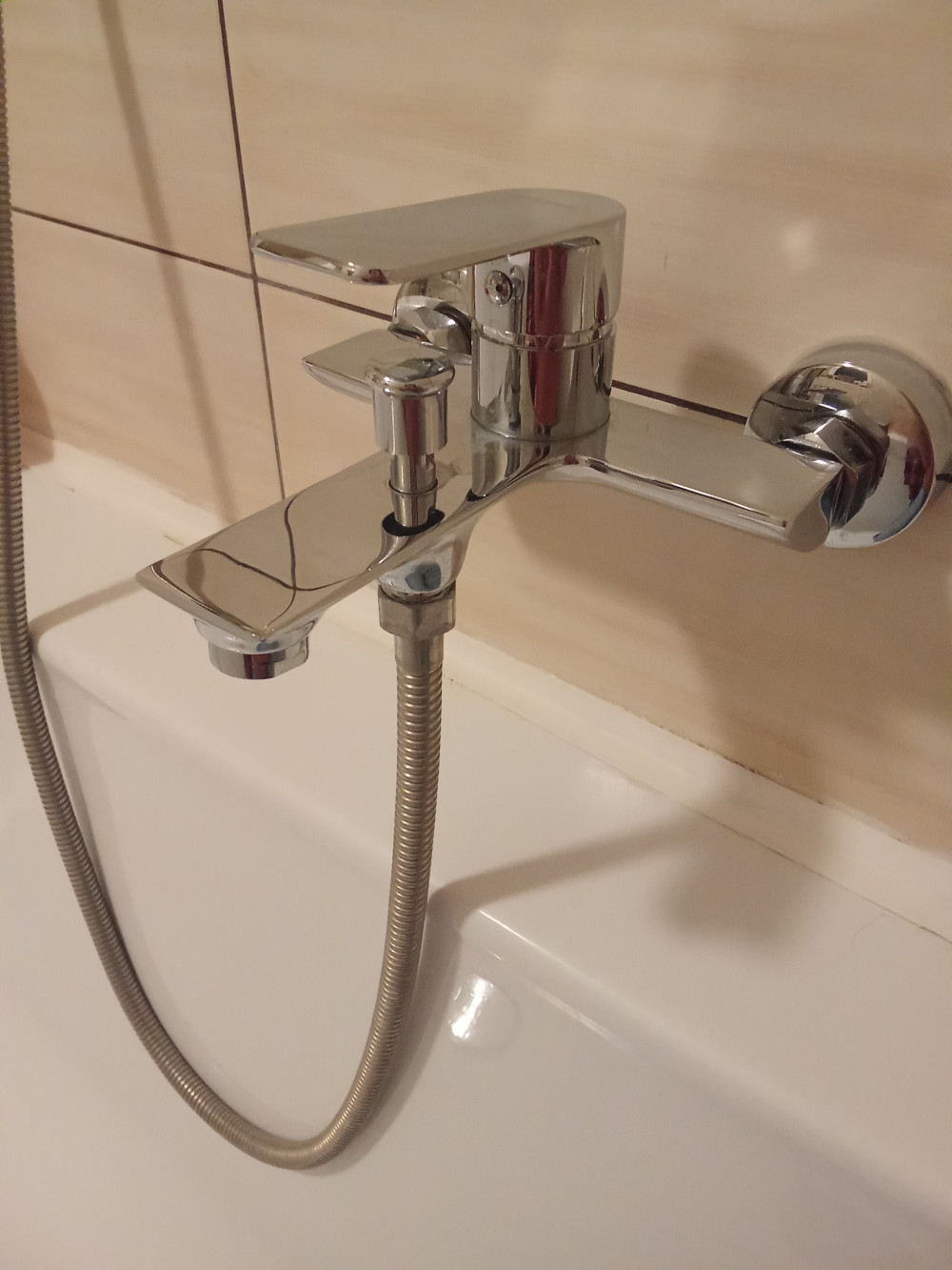 Auri kádtöltő csaptelep
